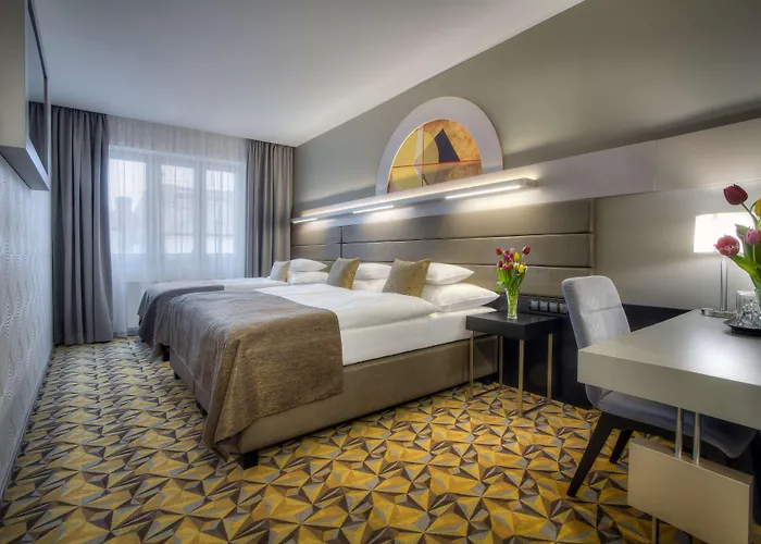 Western Premier Essence Prag