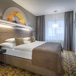 فندق Western Premier Essence 4*
