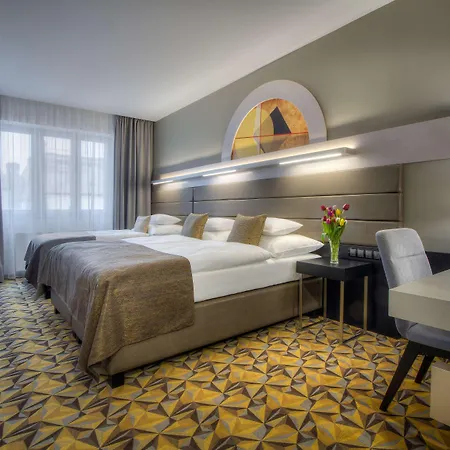 Western Premier Essence Prague